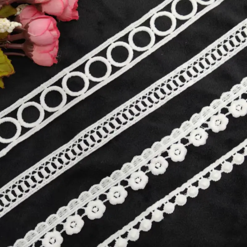 Customizable Fashionable White Milk Silk Embroidered Lace Clothing Accessories