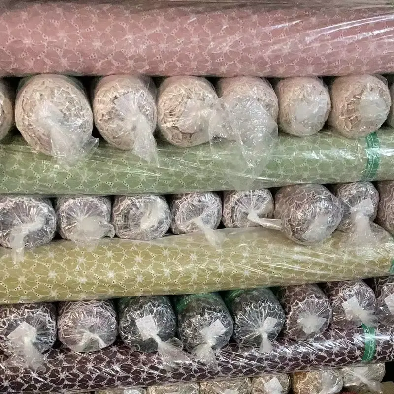 White Cotton Lace Embroidery Eyelet Fabric For Dress